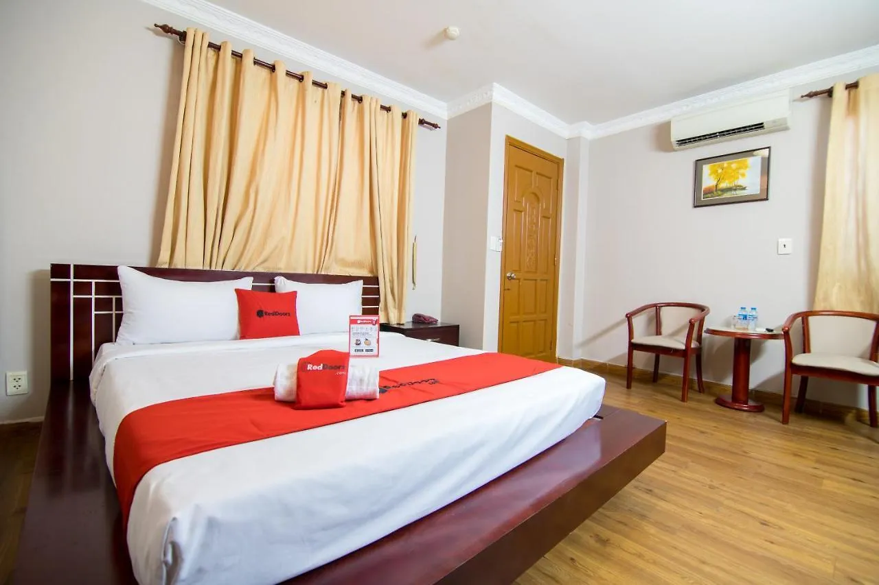 Quynh Giang Hotel Near Hiecc Hô Chi Minh-Ville 2*,  Vietnam